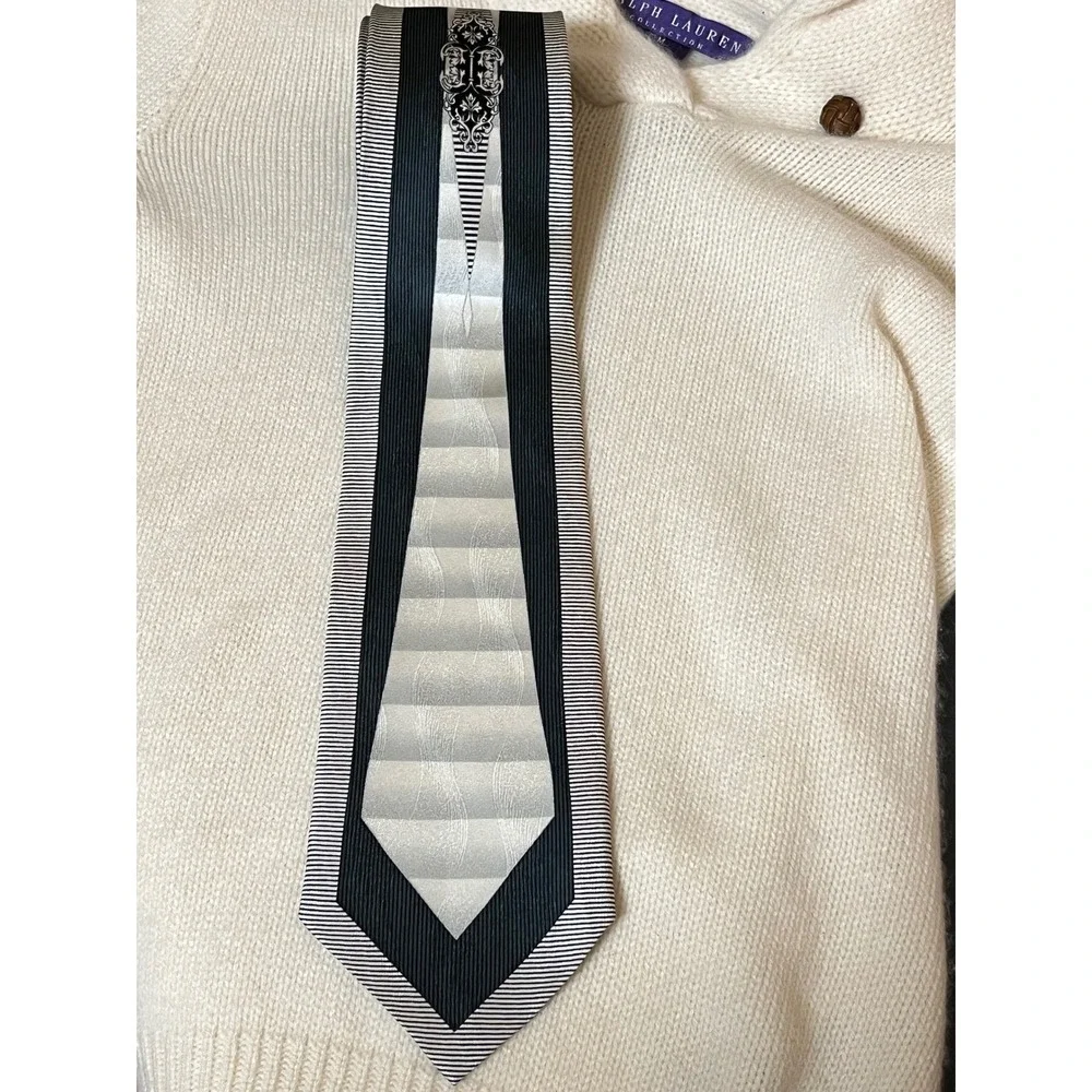 Stacy Adams Mens 100% Silk Tie Black Silver Geometric Pattern Hand Made‎